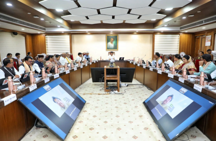 सीएम डॉ. यादव की घोषणाओं पर कैबिनेट की मुहरः कर्मचारियों, पेंशनर्स और कई महत्वपूर्ण योजनाओं पर बड़े फैसले