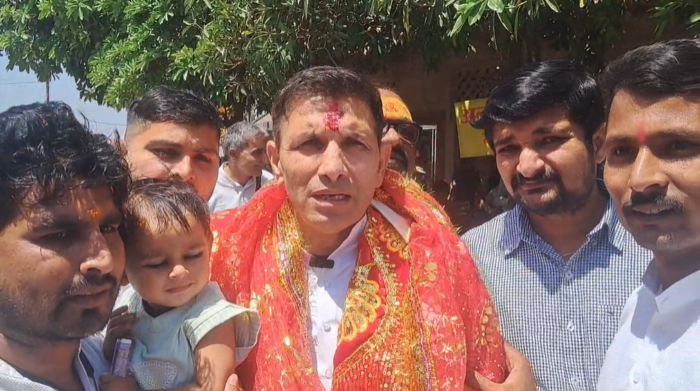 सलकनपुर में उमड़ा आस्था का सैलाब, जीतू पटवारी व रीना बोरासी ने किए मां बिजासन के दर्शन