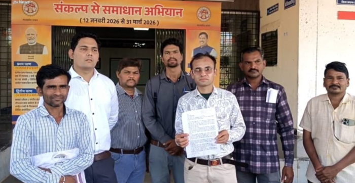 मेधावी छात्रों के अभिभावकों ने ई-काउंसलिंग पंजीकरण पोर्टल पुनः खुलवाने के संबंध में दिया आवेदन