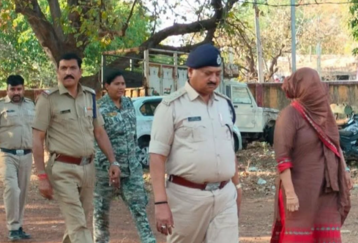बाढ़ राहत राशि में फर्जीवाड़ाः 127 फर्जी खातों में 2.57 करोड़ ट्रांसफर, 25 पटवारी समेत कई अधिकारी शामिल