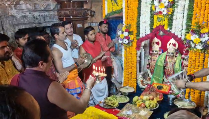 महाकाल मंदिर में गूंजे ‘जय श्री राम’ के नारे: भगवान राम के जन्मोत्सव पर भक्तिमय रहा माहौल