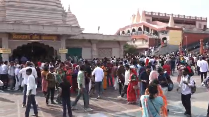 देवीधाम में उमड़ रहा आस्था का सैलाब, मां विजयासन के दर्शनों के लिए पहुंच रहे लाखों श्रद्धालु