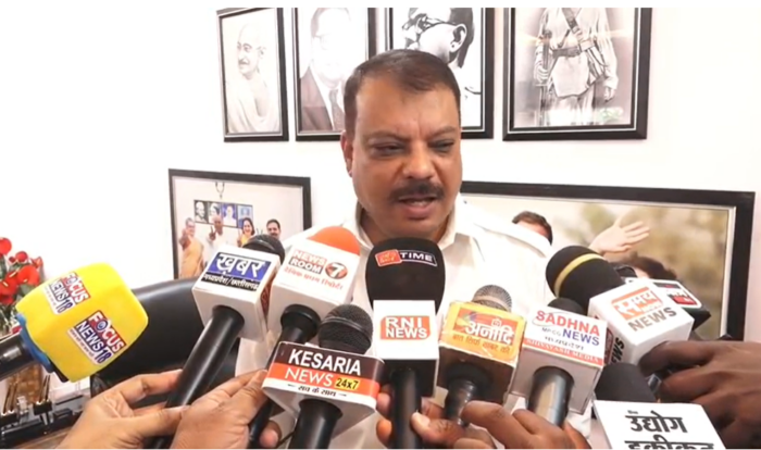 नेता प्रतिपक्ष उमंग सिंघार ने गैस और डीजल-पेट्रोल की किल्लत को लेकर सरकार पर बोला तीखा हमला