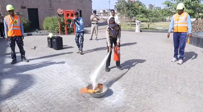 महाकाल लोक में हाई अलर्ट! सुरक्षाकर्मियों को दी गई फायर सेफ्टी ट्रेनिंग, आपात हालात से निपटने की तैयारी तेज