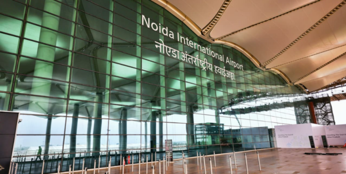 नोएडा इंटरनेशनल एयरपोर्ट, रोड कनेक्टिविटी प्लान 