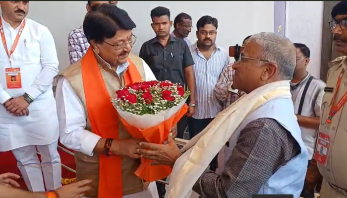 दो दिवसीय युवा विधायक सम्मेलन का समापन, राज्यसभा के उप सभापति हरिवंश नारायण हुए शामिल