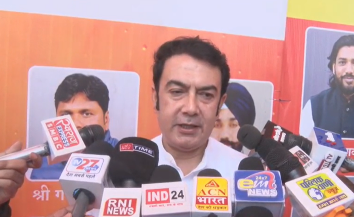 कांग्रेस विधायक नितेंद्र राठौर ने किसानों को लेकर सरकार को घेरा, बोले- बीजेपी सरकार में किसानों की दुर्दशा