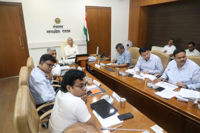 संपूर्ण प्रदेश में पेट्रोलियम पदार्थों की पर्याप्त उपलब्धता: मुख्य सचिव अनुराग जैन