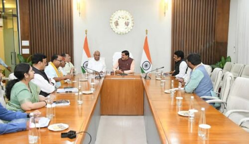 सीएम डॉ. मोहन यादव ने की गेहूं उपार्जन तैयारियों की समीक्षा, अधिकारियों को दिए व्यवस्था सरल बनाने के सख्त निर्देश