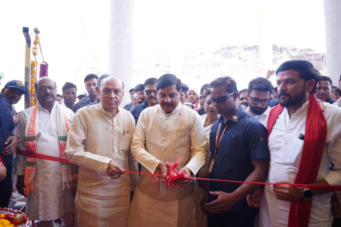 सीएम डॉ. मोहन यादव ने नरयावली में किया सांदीपनि विद्यालय का लोकार्पण, विकास कार्यों की दी सौगात