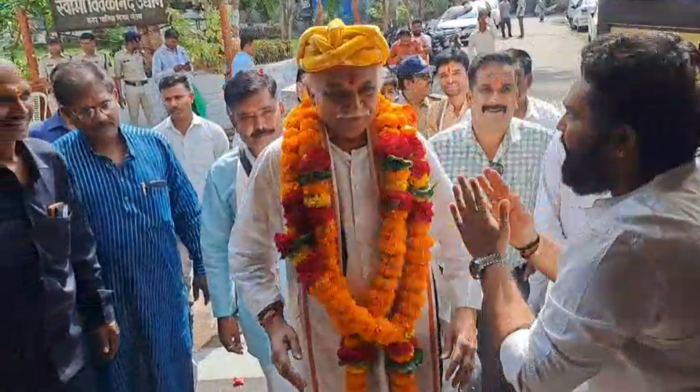 अंतर्राष्ट्रीय हिंदू परिषद के राष्ट्रीय अध्यक्ष प्रवीण तोगड़िया का बयान: काशी-मथुरा में मंदिर निर्माण की कही बात