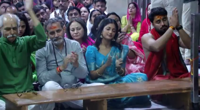 महाकाल के दरबार में सितारों का तांता, कलाकारों और क्रिकेटर ने किए दर्शन