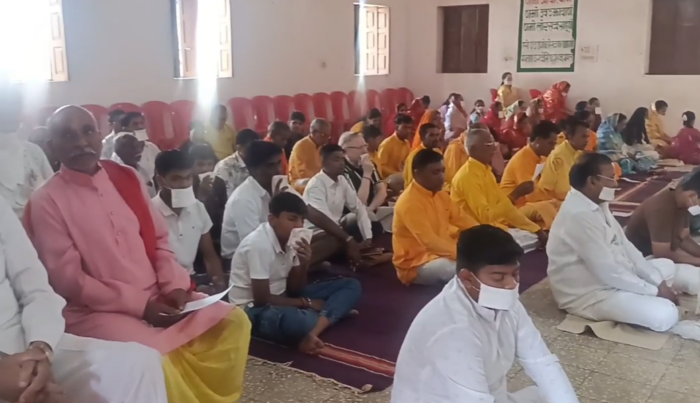 बालाघाट के जैन भवन में सर्व समाज ने सामूहिक नवकार मंत्र का किया जाप