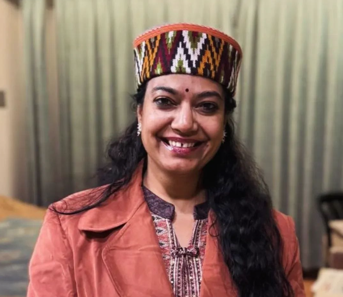 श्योपुर की कलेक्टर बनी शीला दाहिमाः कार्यकुशलता और निर्णय क्षमता से बनाई खास पहचान