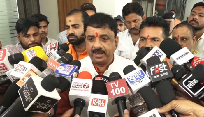 हिंदू नेताओं को धमकी मामले ने पकड़ा तूल, सांसद ने पुलिस कमिश्नर से की शिकायत