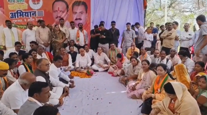 निवाड़ी पहुंचे भाजपा प्रदेश अध्यक्ष हेमंत खंडेलवाल, कार्यकर्ताओं के साथ आगामी कार्यक्रमों पर हुई चर्चा