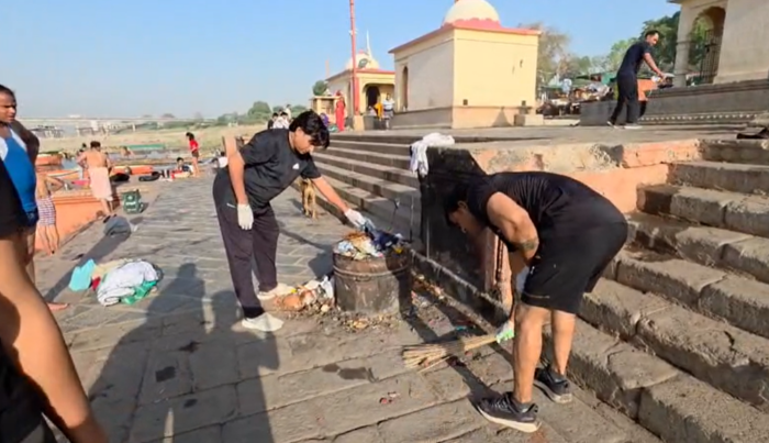 स्वास्थ्य, एकता और सामाजिक जिम्मेदारी को बढ़ावा देने के उद्देश्य से धामनोद से खलघाट तक लगाई दौड़