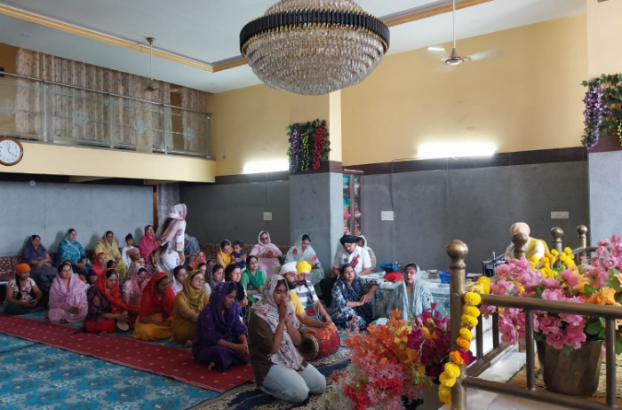 वैशाखी पर्व धूमधाम से मनाया गया, शब्द कीर्तन पढ़े, अरदास के बाद गुरू का अटूट लंगर