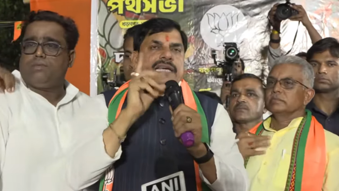 मुख्यमंत्री डॉ. मोहन यादव ने खड़गपुर में आयोजित रोड शो में किया सहभाग, बोले- बंगाल में खिलेगा कमल