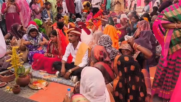 मुख्यमंत्री सामूहिक कन्या विवाह सम्मेलन में 200 जोड़ों का विवाह