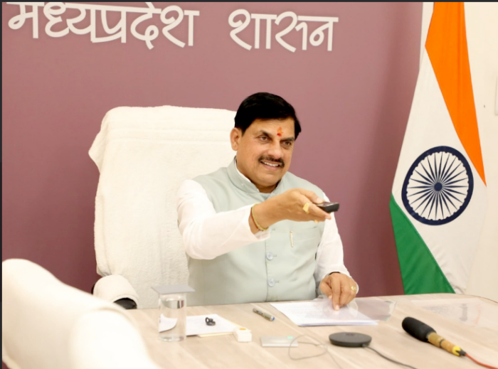 मुख्यमंत्री डॉ. मोहन यादव ने मुख्यमंत्री निवास से विराट हॉस्पिटल और कैंसर सेंटर,जबलपुर का वर्चुअली किया शुभारंभ