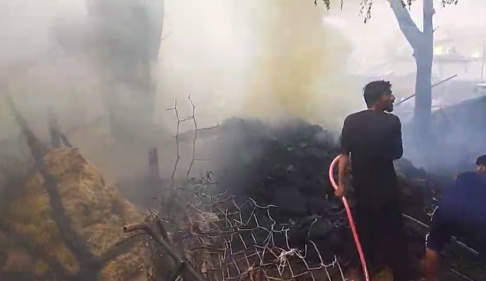 बुधनी के ग्राम डोवी में भीषण हादसा, आग लगने से पांच लाख से अधिक नुकसान का अनुमान