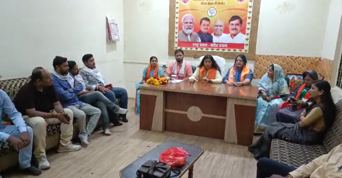 कांग्रेस व उनके सहयोगी दलों ने महिलाओं की उड़ान रोकने का किया काम- दिव्या गुप्ता