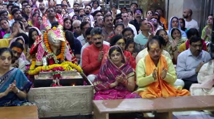बिहार के पूर्व डिप्टी सीएम विजय सिन्हा पहुंचे महाकाल दरबार, भस्म आरती में किए दर्शन