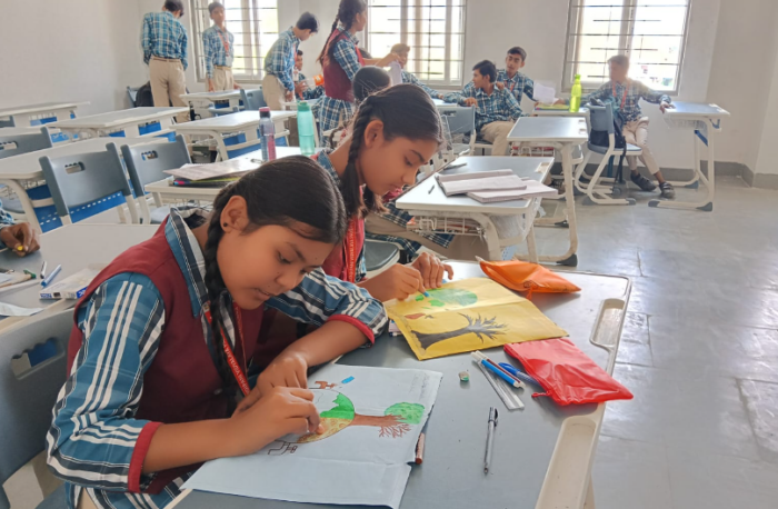 जल गंगा संवर्धन के तहत प्रतियोगिता का आयोजन, छात्रों ने रचनात्मक प्रतिभा से दिया जल संरक्षण का संदेश