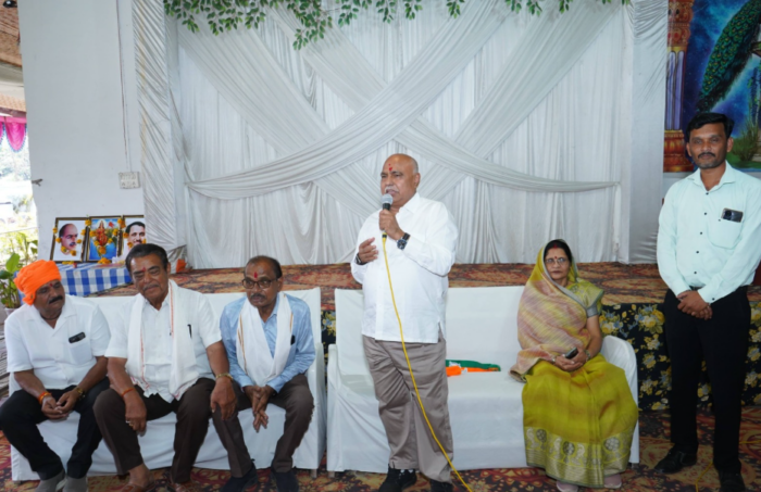 भाजपा अध्यक्ष हेमंत खंडेलवाल ने बैतूल बाजार मंडल के पदाधिकारियों व कार्यकर्ताओं के साथ की बैठक