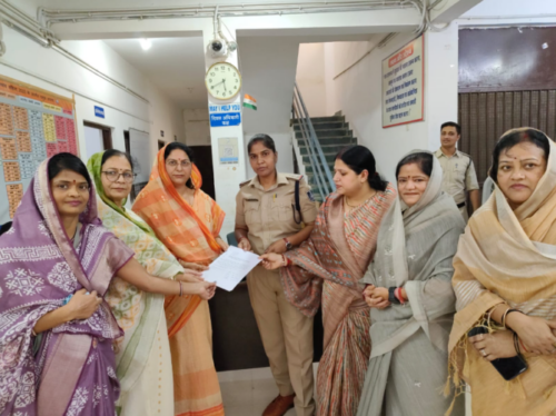 गृहमंत्री अमित शाह के खिलाफ सोशल मीडिया एक्स पर युवक ने की अश्लील टिप्पणी, कोतवाली में एफआईआर दर्ज