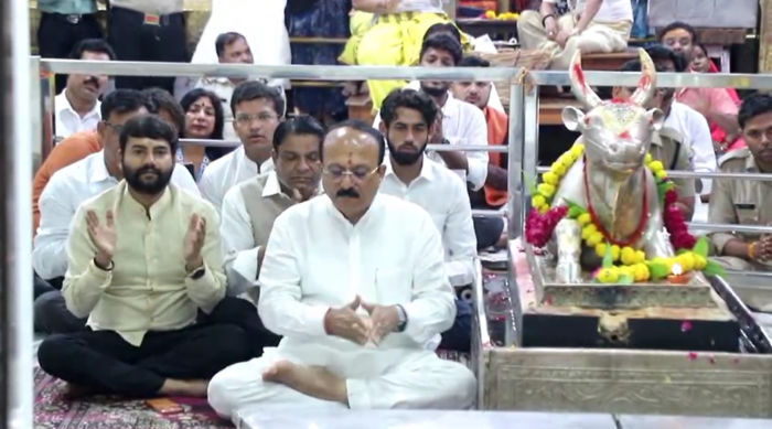 महाकाल के दरबार में पहुंचे दिल्ली और गोवा के मंत्री, भस्म आरती में दिखी गहरी आस्था