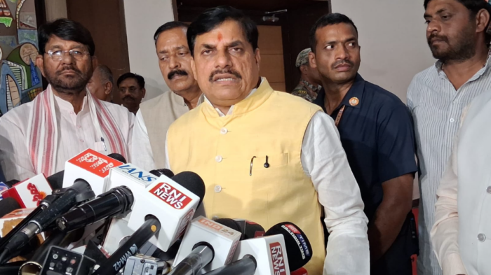 सीएम डॉ. मोहन यादव ने शुरू की किसान हेल्पलाइन 155253, कहा- अन्नदाता के हित में हुई अहम पहल