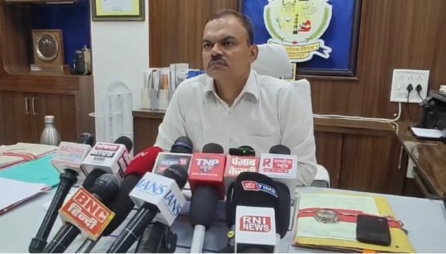 बुरहानपुर नगर निगम की बैठक निरस्त, बंद ऑडिटोरियम देख भड़के पार्षद