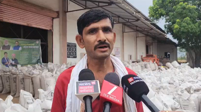 सर्वर डाउन और स्लॉट बुकिंग ने बढ़ाई किसानों की परेशानी, बेमौसम बारिश से भीगा खरीदी केंद्रों का गेहूं