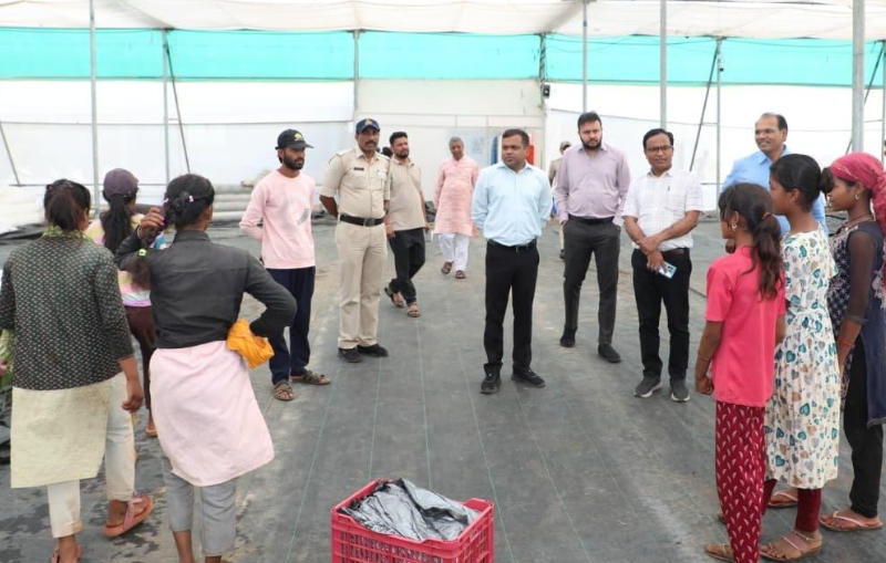 कलेक्टर का बदनूर नर्सरी पर औचक निरीक्षण, बाल श्रम पर जताई कड़ी नाराजगी