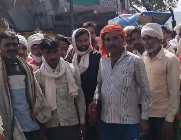 5 मजदूरों की मौत के बाद पन्ना में उग्र विरोध, माधवगंज चौराहे पर चक्का जाम