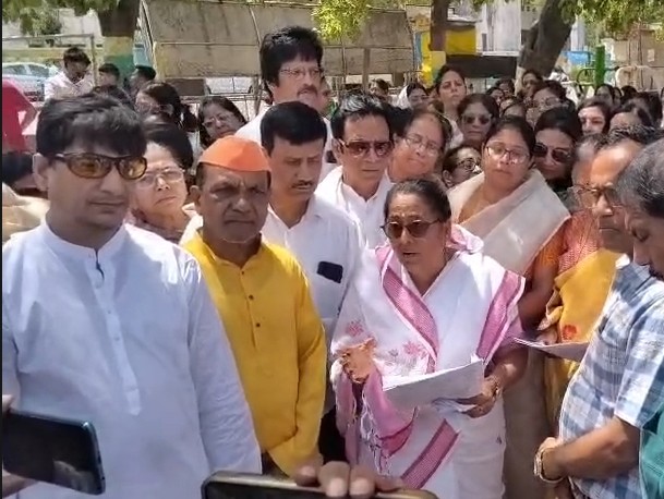 जैन सकल समाज ने कलेक्टर को सौंपा ज्ञापन, आर्यिका माताजी दुर्घटना की उच्चस्तरीय जांच की मांग