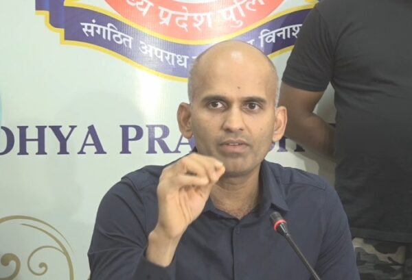 भोपाल में STF की बड़ी कार्रवाई, अवैध कफ सिरप फैक्ट्री का भंडाफोड़