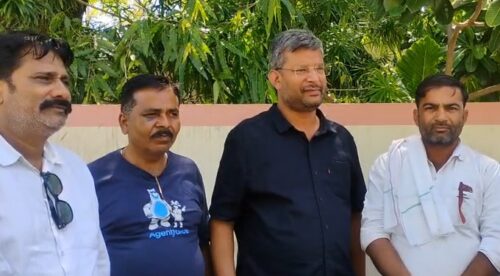 पिछोर में धरना स्थल पर कथित उपद्रव मामले को लेकर कांग्रेस ने सौंपा ज्ञापन, एफआईआर की मांग तेज