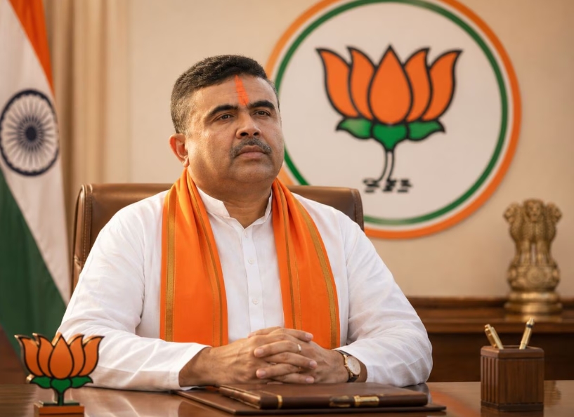 पश्चिम बंगाल में ऐतिहासिक बदलाव: शुभेंदु अधिकारी ने ली मुख्यमंत्री पद की शपथ