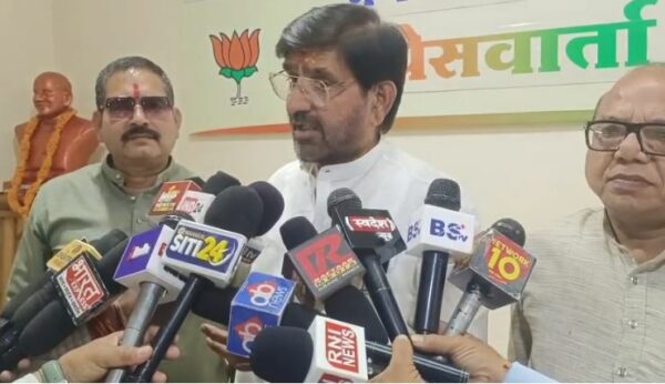 बीजेपी का कांग्रेस पर हमला, कहा- किसानों के नाम पर हो रही राजनीति