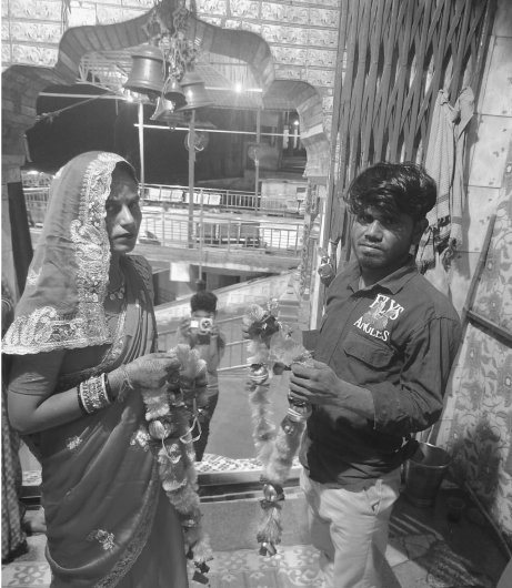 लुटेरी दुल्हन ने रचाया ड्रामा: शादी के दो दिन बाद गहने लेकर फरार, बिचौलिया भी गायब