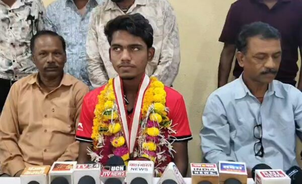 जबलपुर: अंडर-18 एशिया कप में सिद्धार्थ बेन के स्वर्ण पदक पर समाज में खुशी की लहर