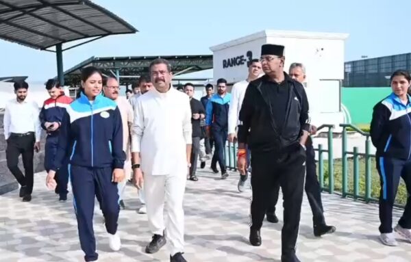 भोपाल में केंद्रीय शिक्षा मंत्री धर्मेंद्र प्रधान ने खिलाड़ियों से किया संवाद