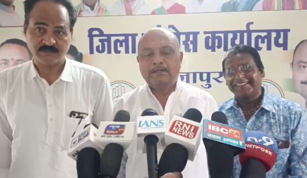 मीनाक्षी नटराजन का नामांकन रद्द होने पर कांग्रेस का विरोध, बताया लोकतंत्र पर सवाल