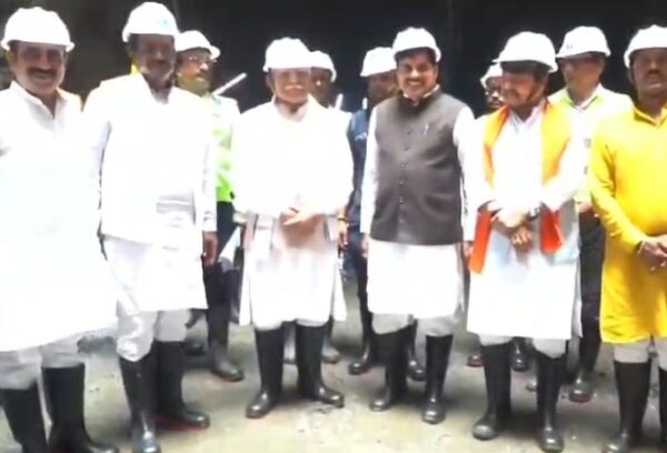 शिप्रा नदी को स्वच्छ बनाने की बड़ी परियोजना का निरीक्षण, सीएम और केंद्रीय मंत्री पहुंचे टनल के अंदर