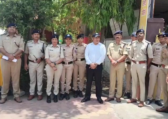 नीट यूजी परीक्षा को लेकर बड़वानी में कड़ी सुरक्षा व्यवस्था, 11 केंद्रों पर तैनात पुलिस बल