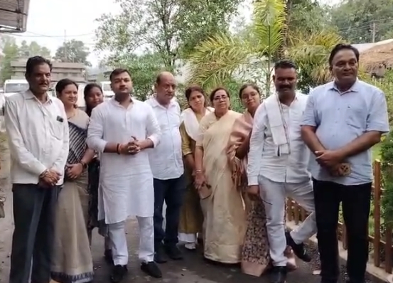बालाघाट में जिला पंचायत विवाद, सीईओ और सहायक यंत्री को हटाने की मांग तेज