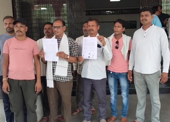 बड़वानी के कुकरा गांव में पेयजल संकट, ग्रामीणों ने कलेक्टर से लगाई गुहार